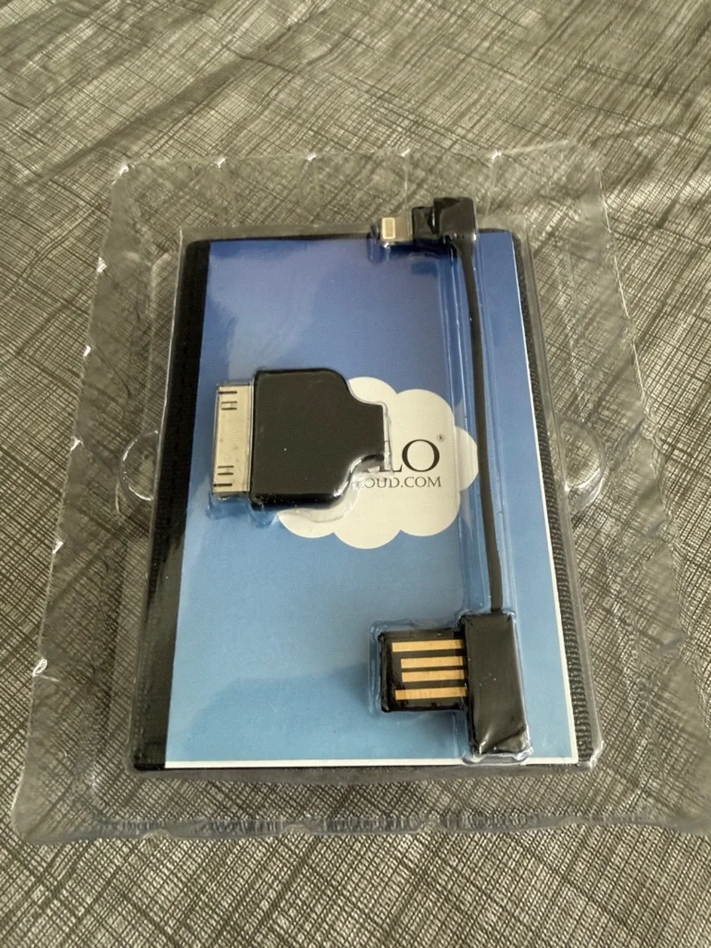 Halo Black or Gray Textured Card & Key Organizer